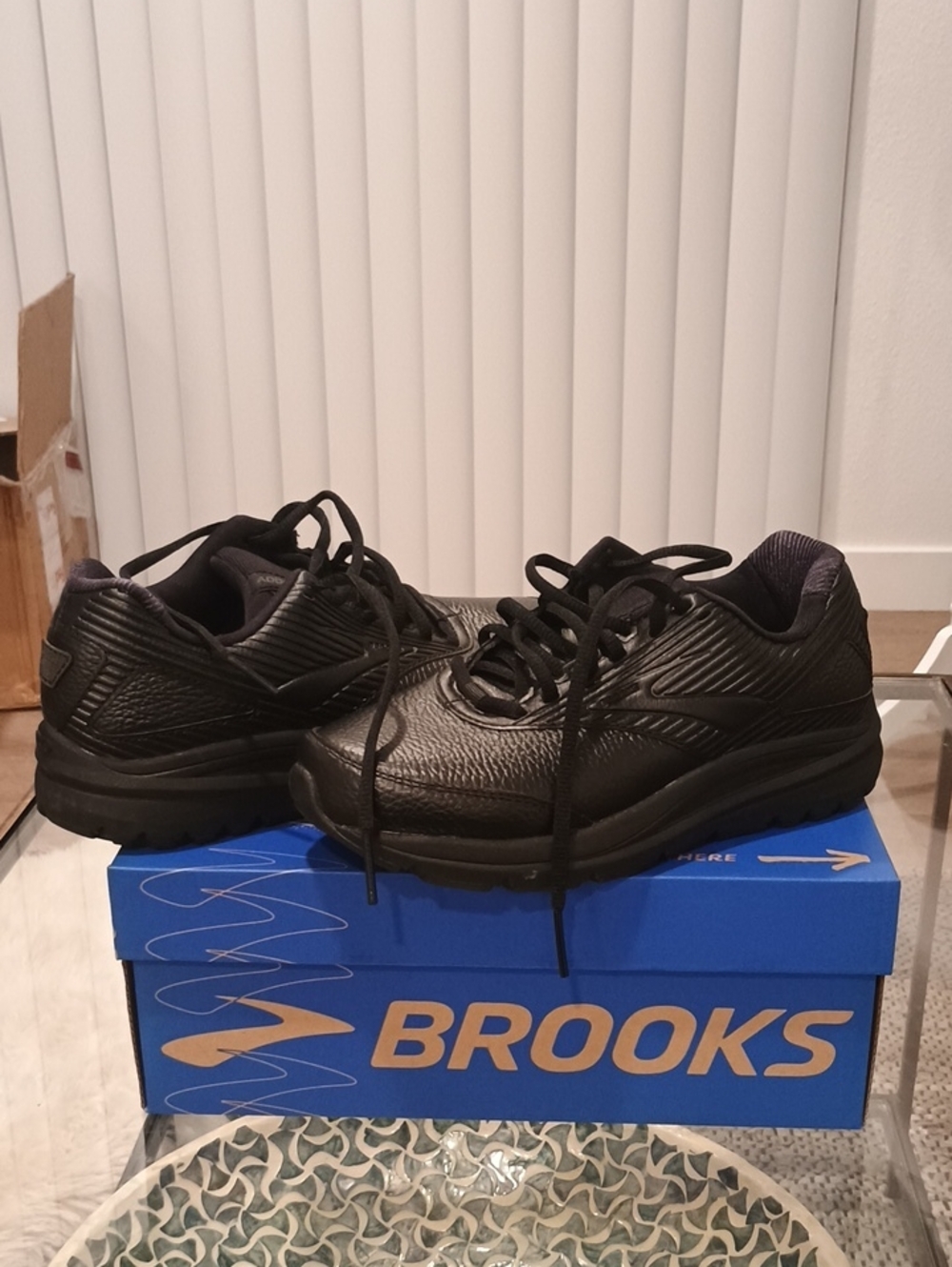 Brooks Women's Black Addiction 2 Walker Lace-Up Shoes